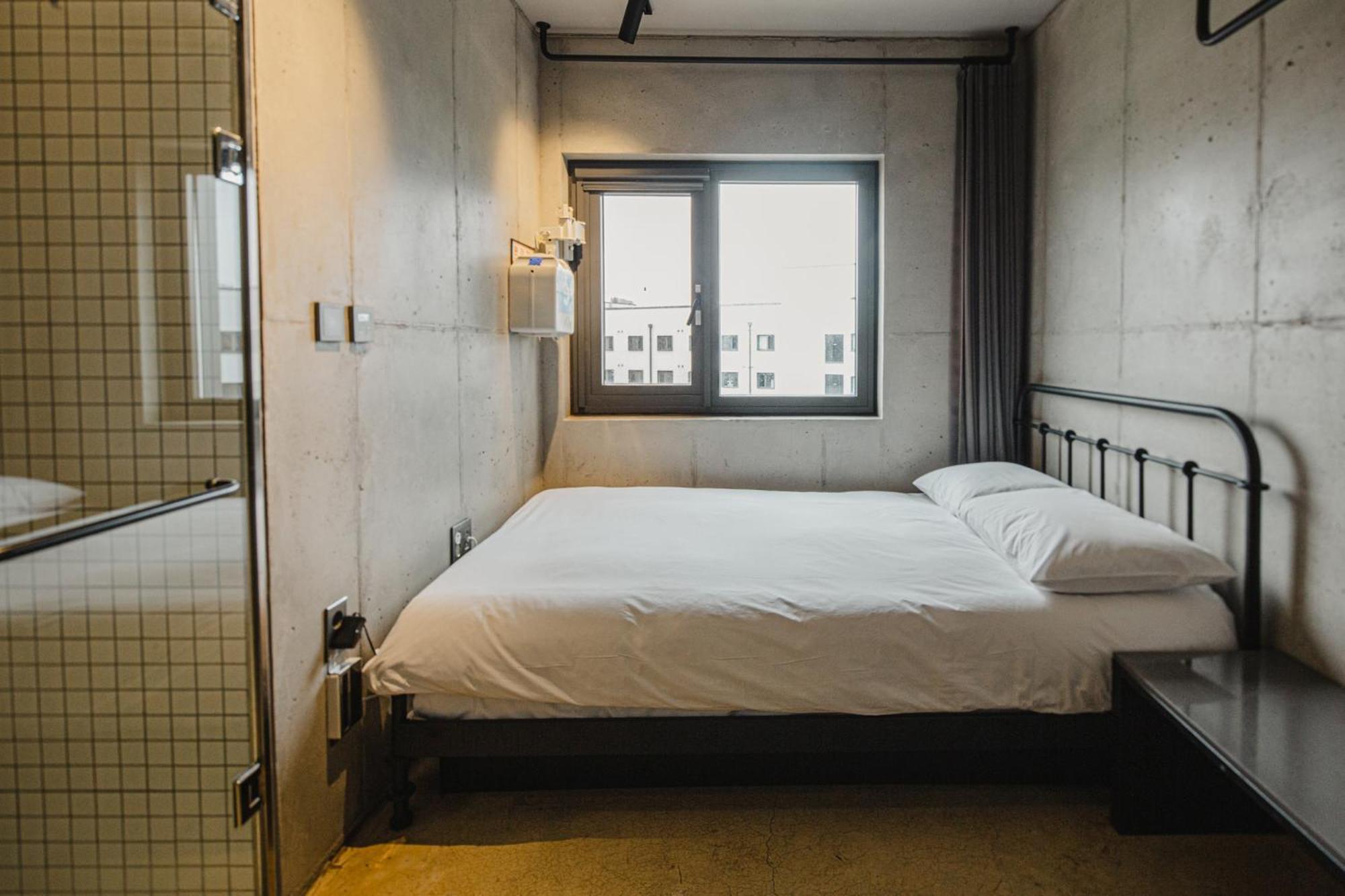 เพลย์เซ แคมป์ เชจู Hotel Ojo-ri ภายนอก รูปภาพ