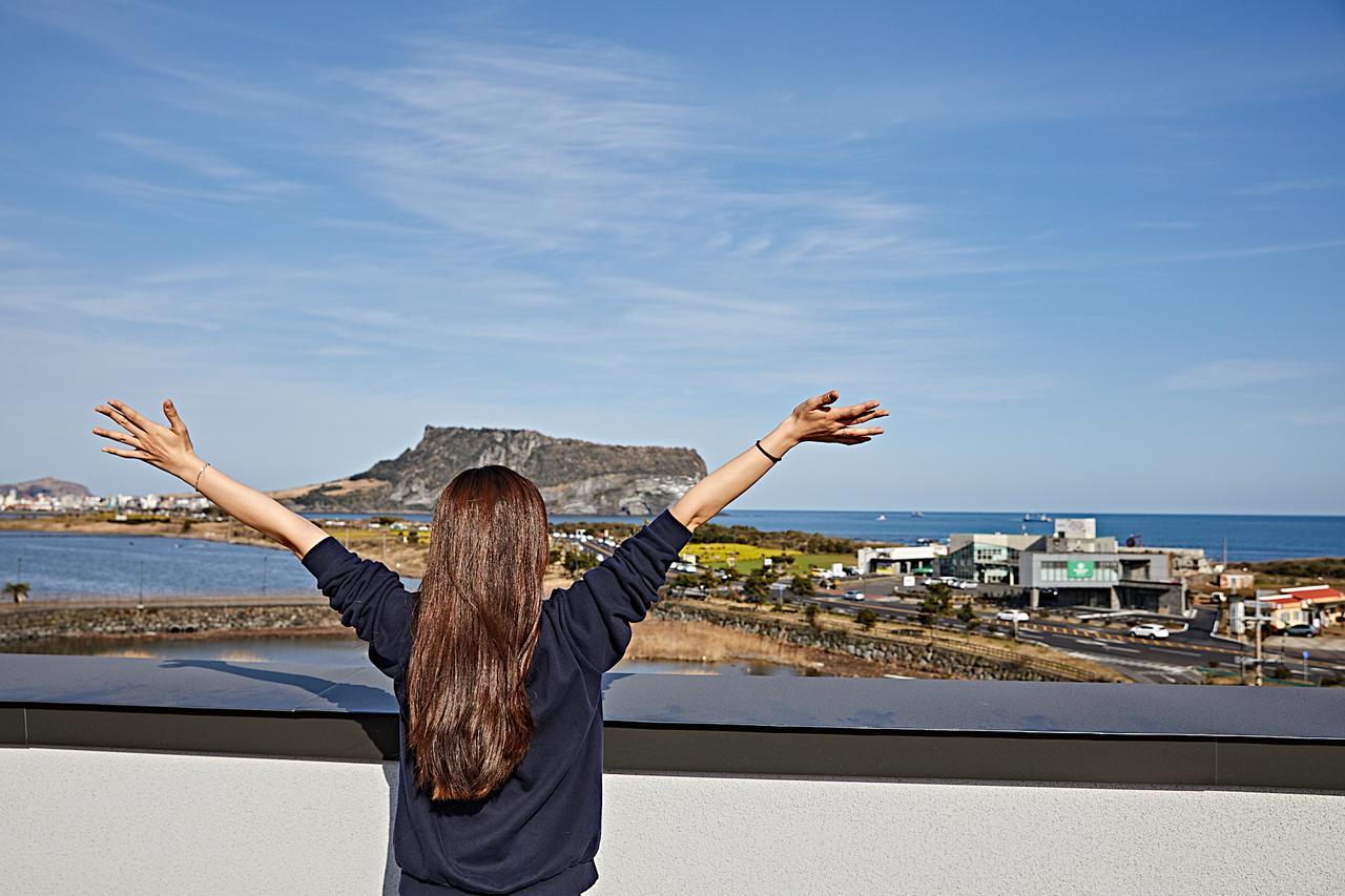เพลย์เซ แคมป์ เชจู Hotel Ojo-ri ภายนอก รูปภาพ