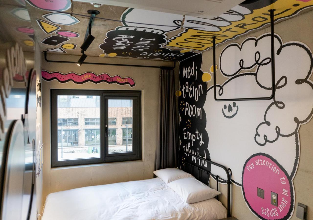 เพลย์เซ แคมป์ เชจู Hotel Ojo-ri ภายนอก รูปภาพ
